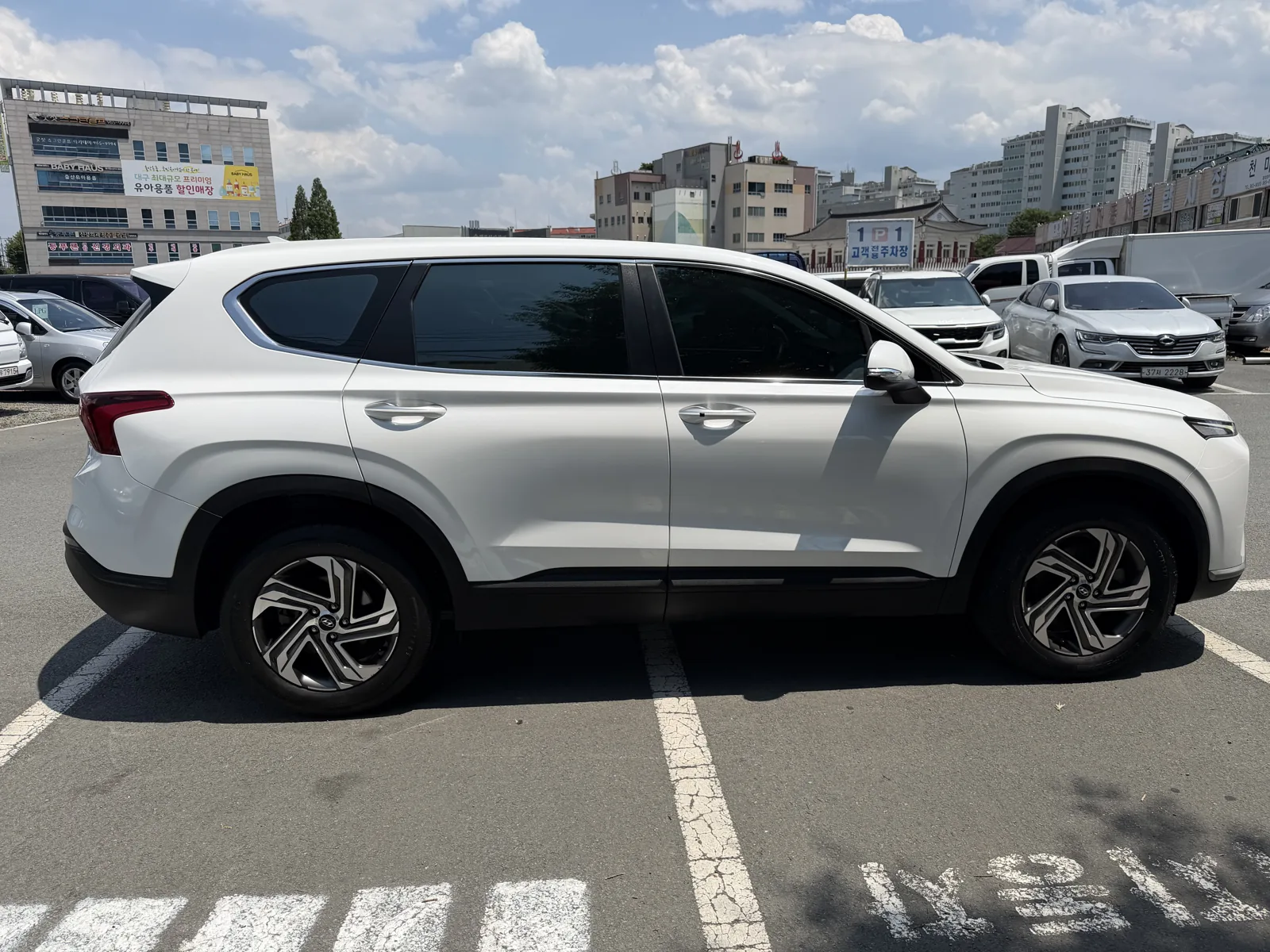 HYUNDAI SANTAFE photo 8