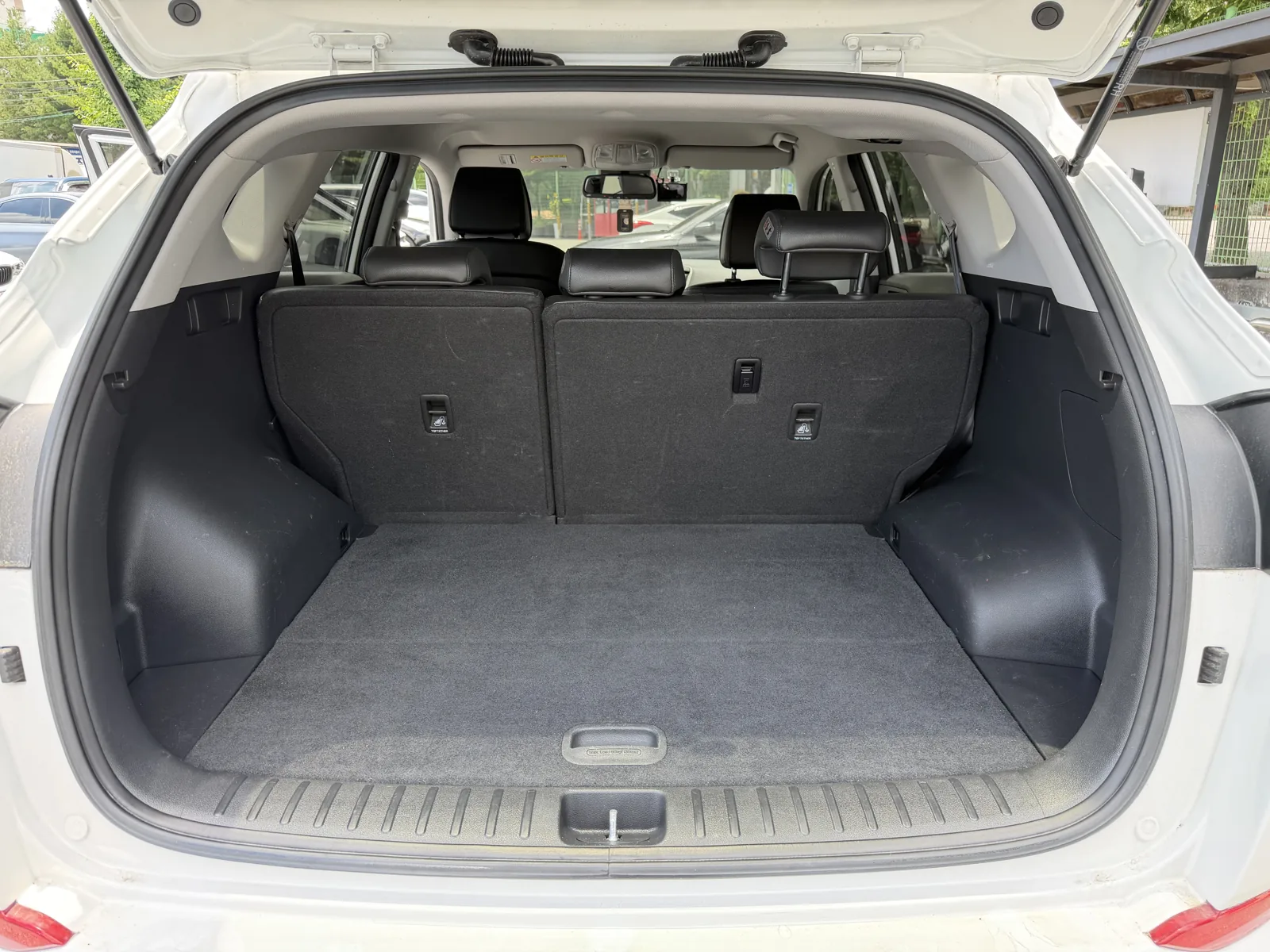 HYUNDAI TUCSON photo 11