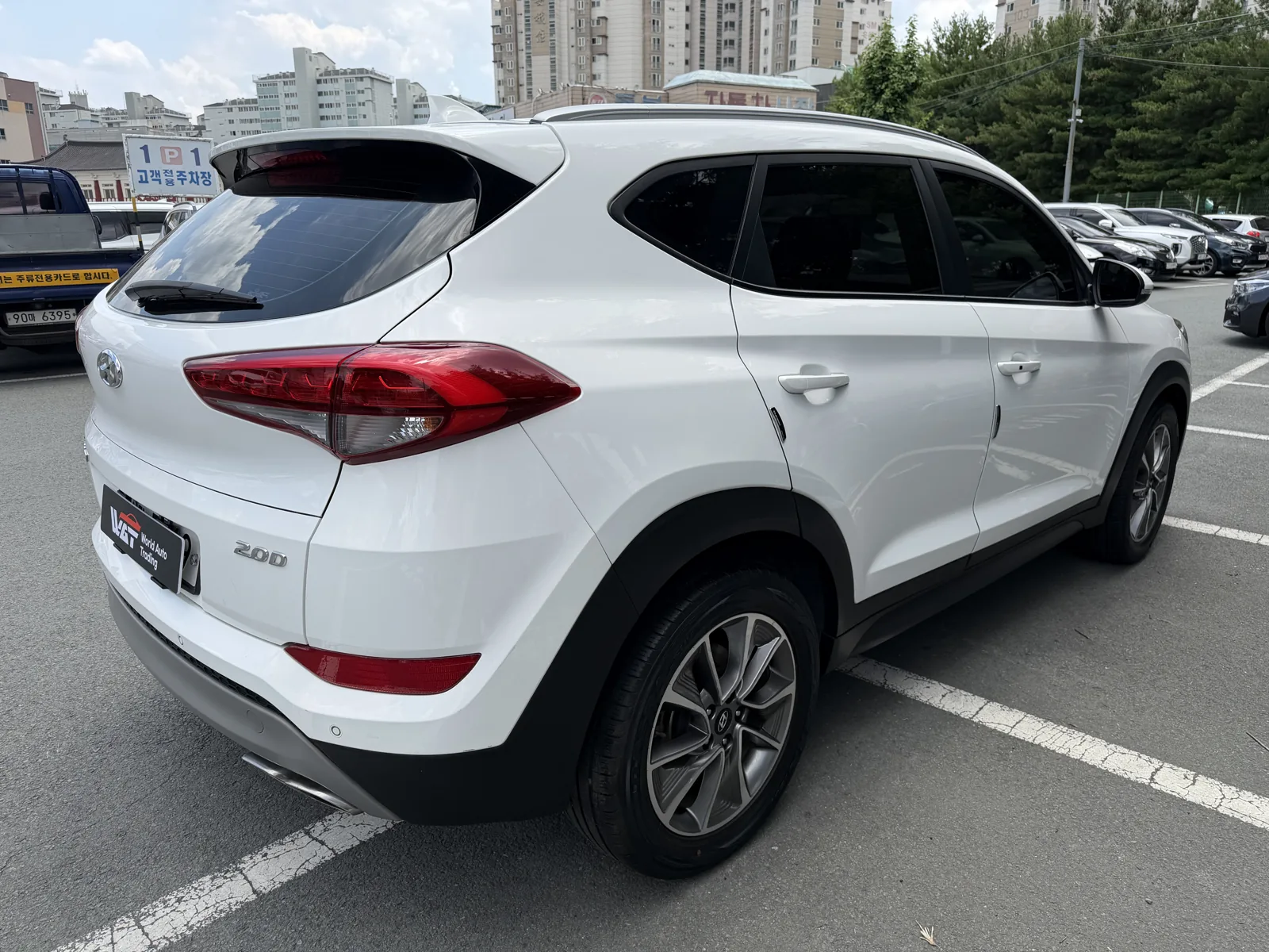 HYUNDAI TUCSON photo 7