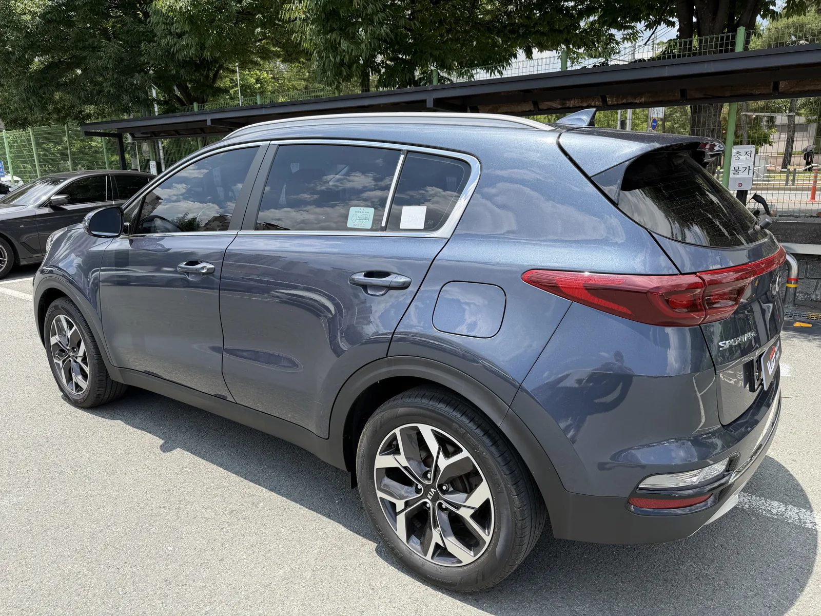 KIA SPORTAGE photo 4
