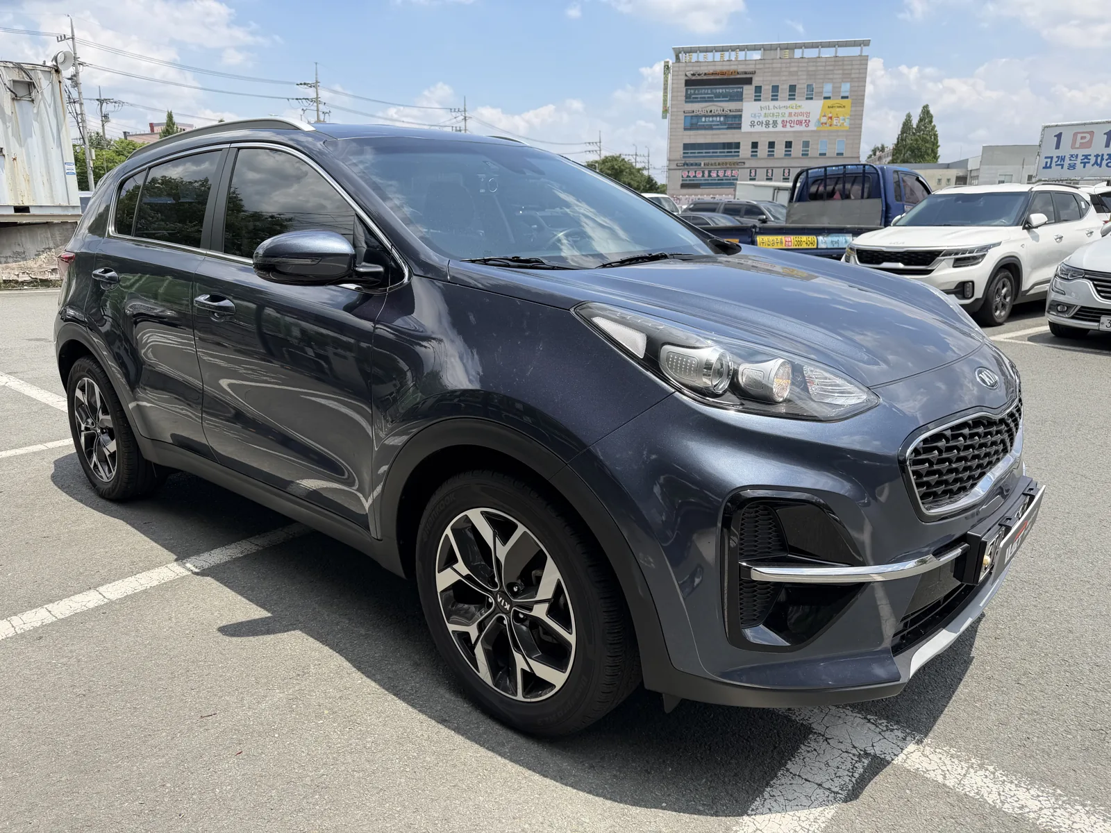 KIA SPORTAGE photo 9